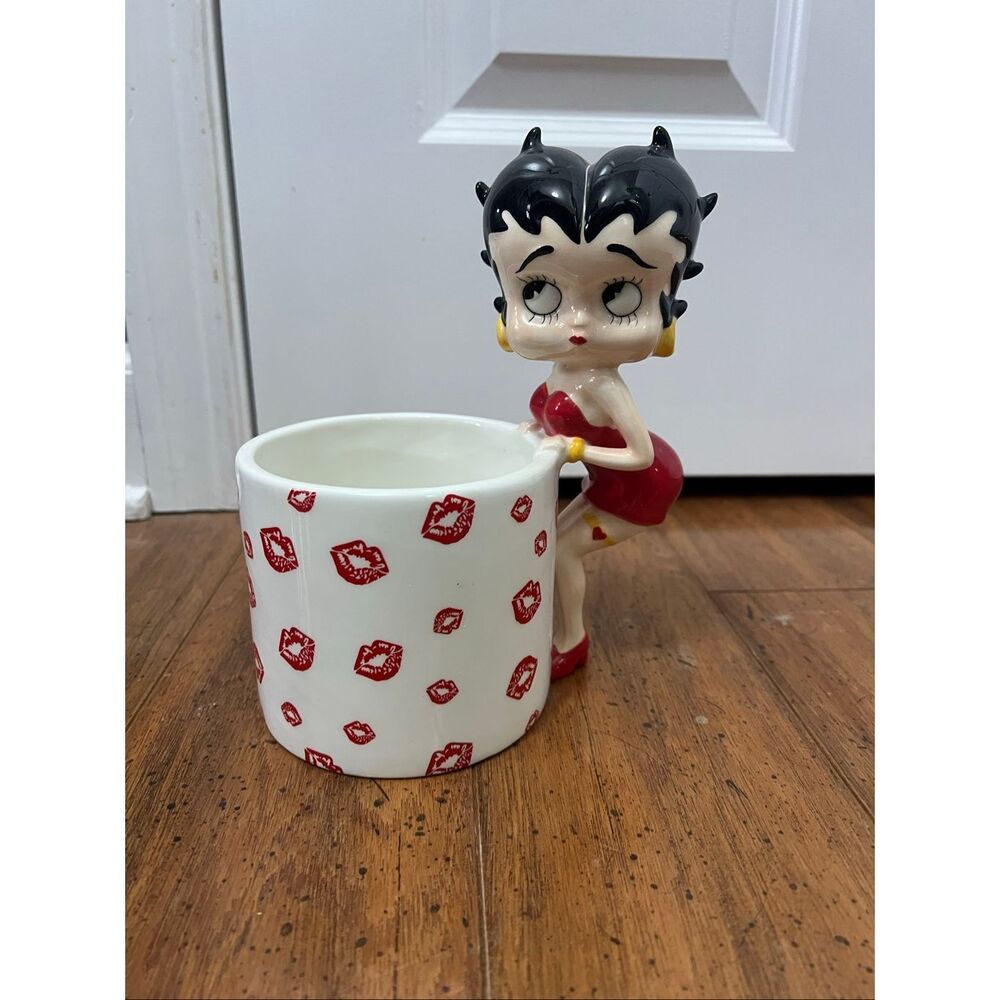 Betty Boop 2005 Vintage Collectible mug cup vase planter
